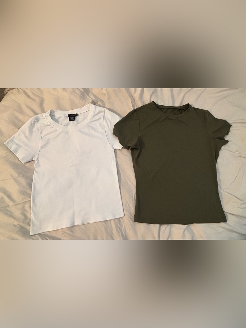 SET OF 2 TIGHT FITTED TEES - Olive Green & White